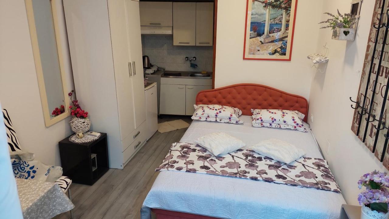 Apartment Rosse Split Buitenkant foto